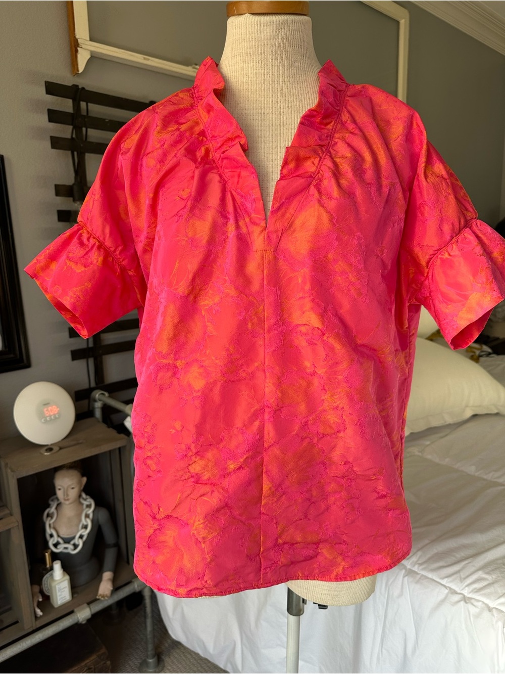 Finley Bright Pink and Orange Ruffle V-Neck Short Sleeve Top, size medium